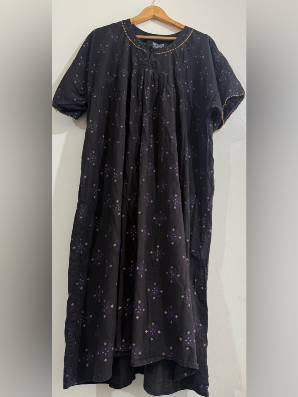 Black Cotton Top - 100% Cotton
